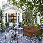 Hotel Bienvenue Paris