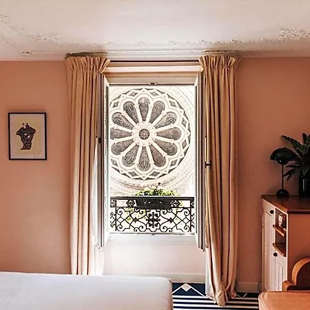 Hotel Bienvenue Parijs