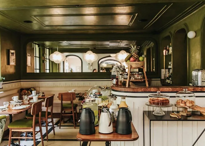 ホテル オテル ビアンヴニュ 4*