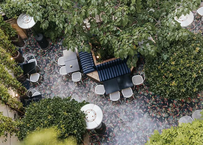 ホテル オテル ビアンヴニュ パリ