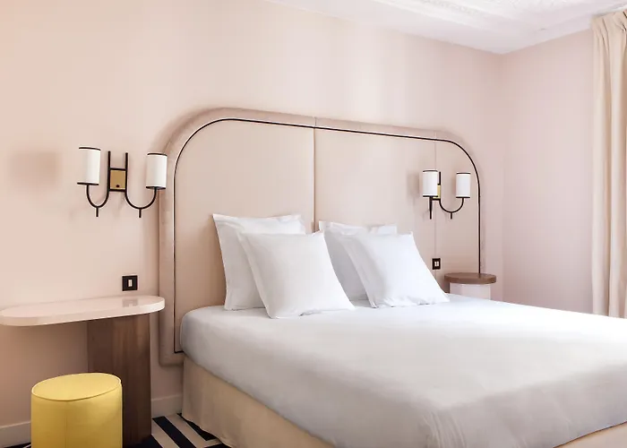 オテル ビアンヴニュ パリ