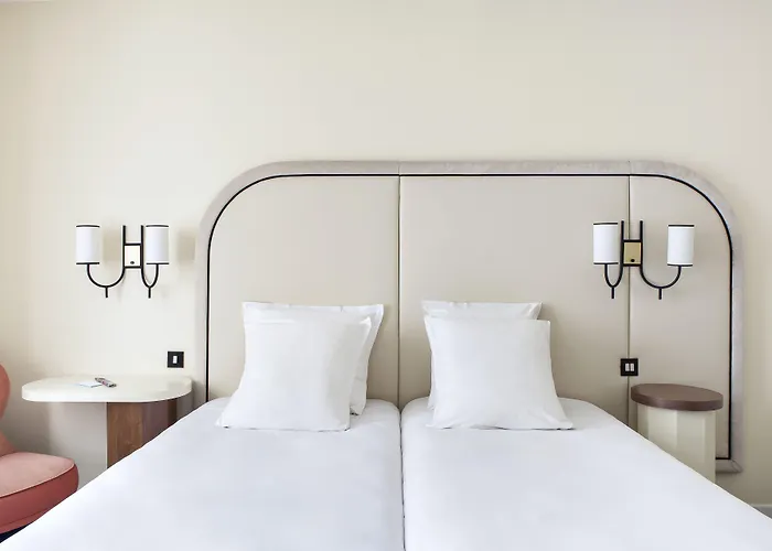 オテル ビアンヴニュ パリ