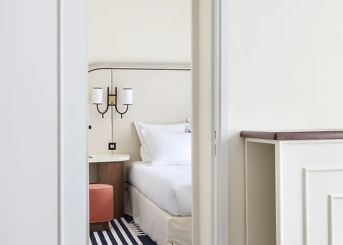 ホテル オテル ビアンヴニュ 4*