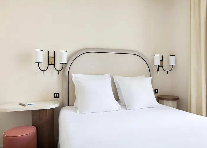 オテル ビアンヴニュ 4* パリ