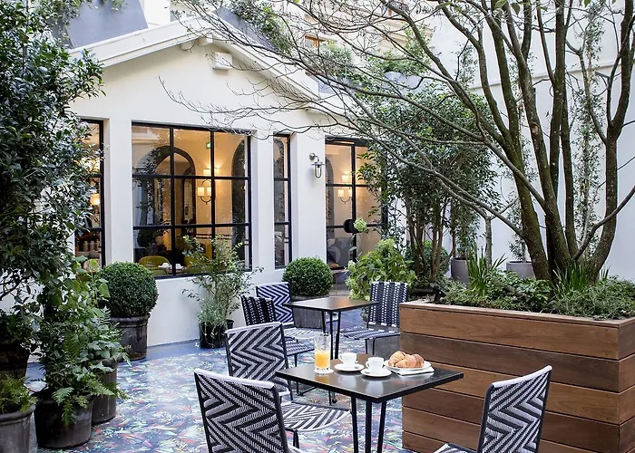 ホテル オテル ビアンヴニュ パリ