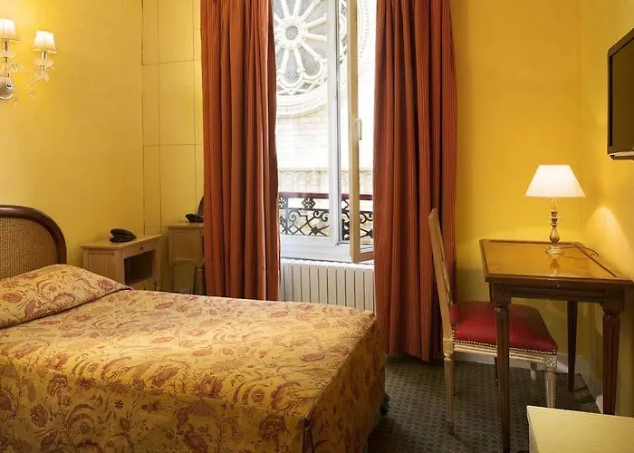 オテル ビアンヴニュ 4* パリ