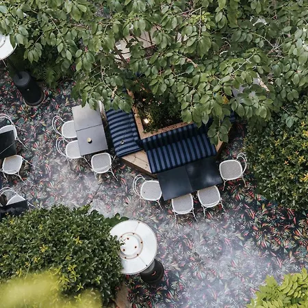 Hotel Bienvenue Paris