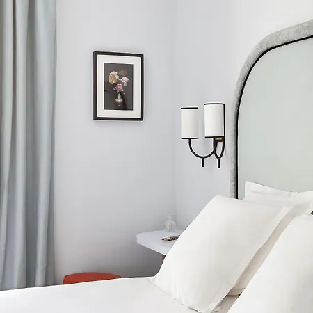 Отель Bienvenue 4*